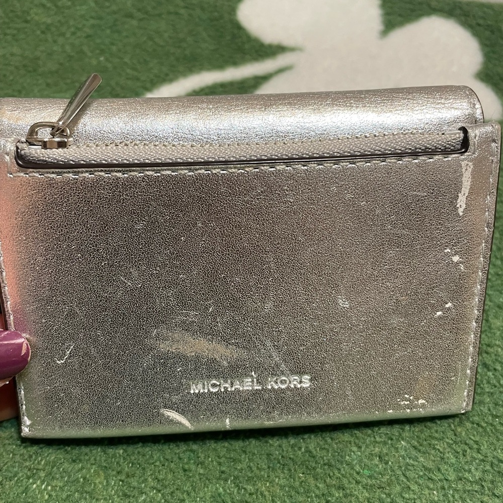 Michael Kors Metallic Silver Wallet - Picture 2 of 3